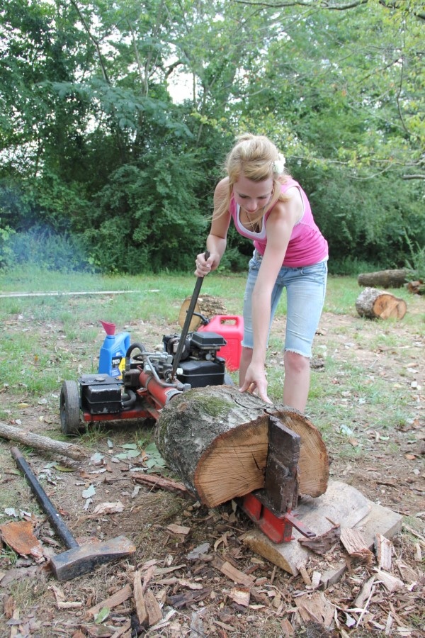 How To Use A Log Splitter
