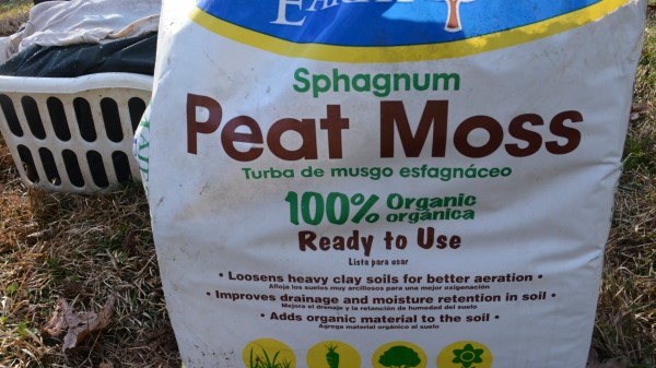What Does Peat Moss Do For Grass