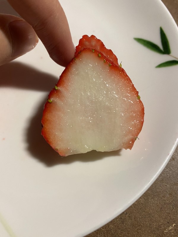 Why Are My Strawberries White Inside 1