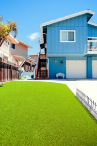 Artificial grass planted on a slope—how to install artificial grass on a slope?